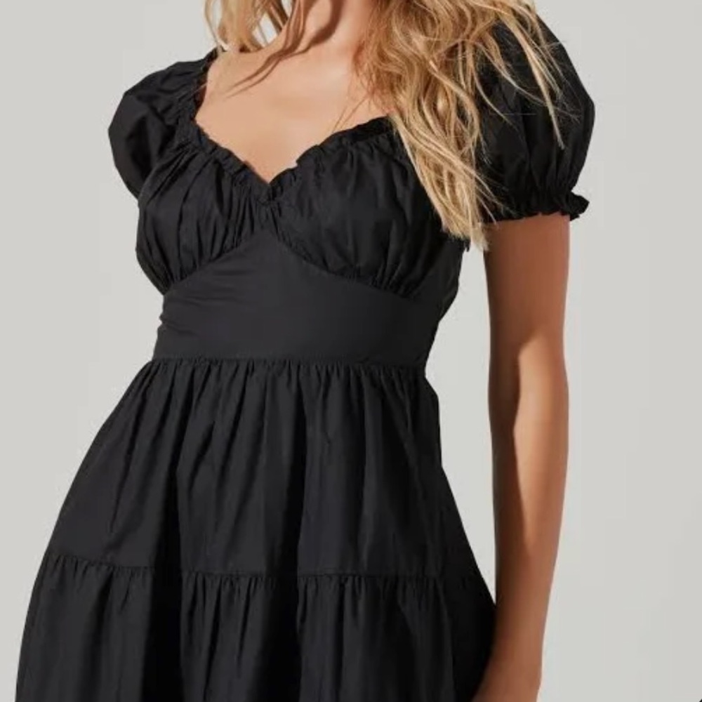 Astr Black Midi Dress - Picture 2 of 4